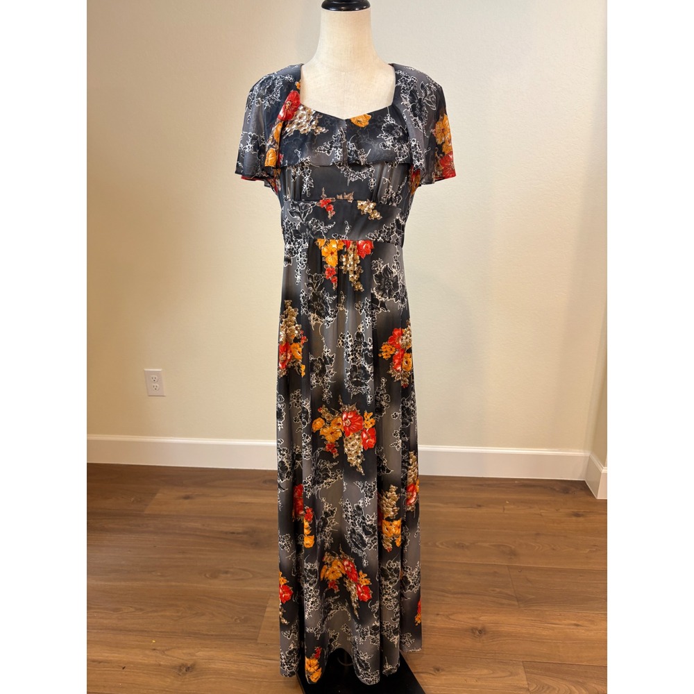 Vtg 70s Maxi Dress Womens 14 Black Floral Flutter Capelet Boho Whimsigoth